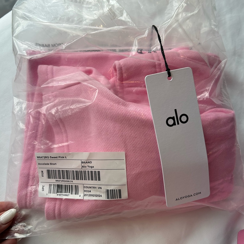 ALO Yoga Pink Athletic Shorts - Picture 2 of 8